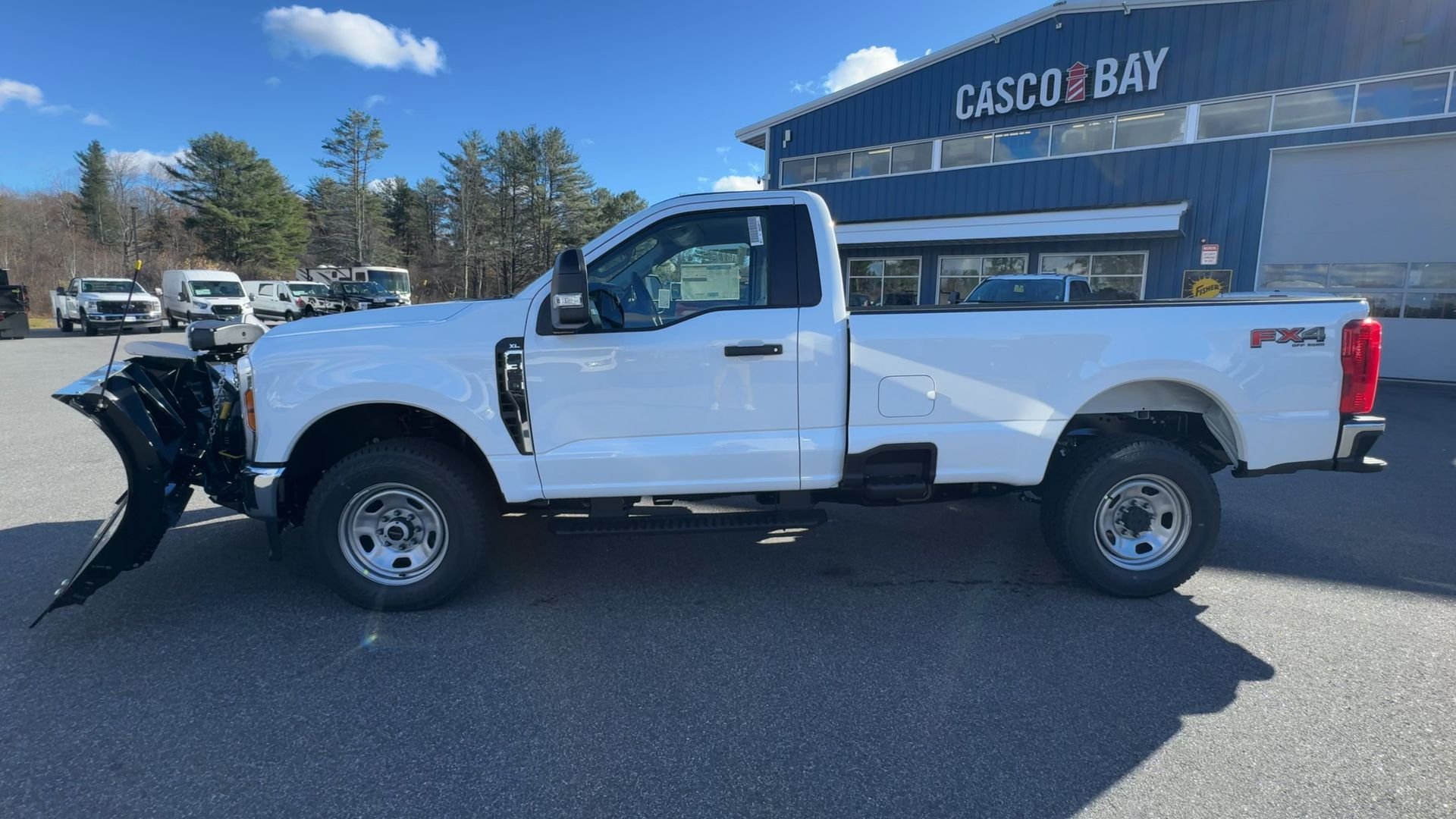 New 2026 Oxford White Ford F-350® XL image 17
