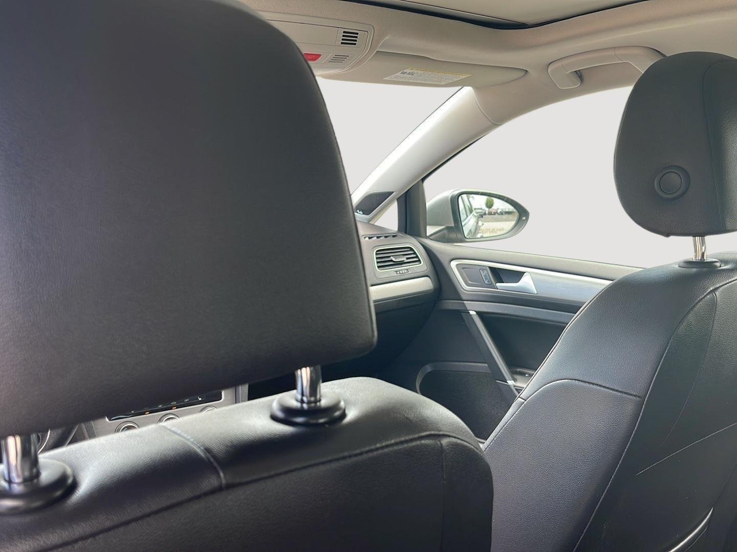 2015 Volkswagen Golf SportWagen TDI SE - Photo 12
