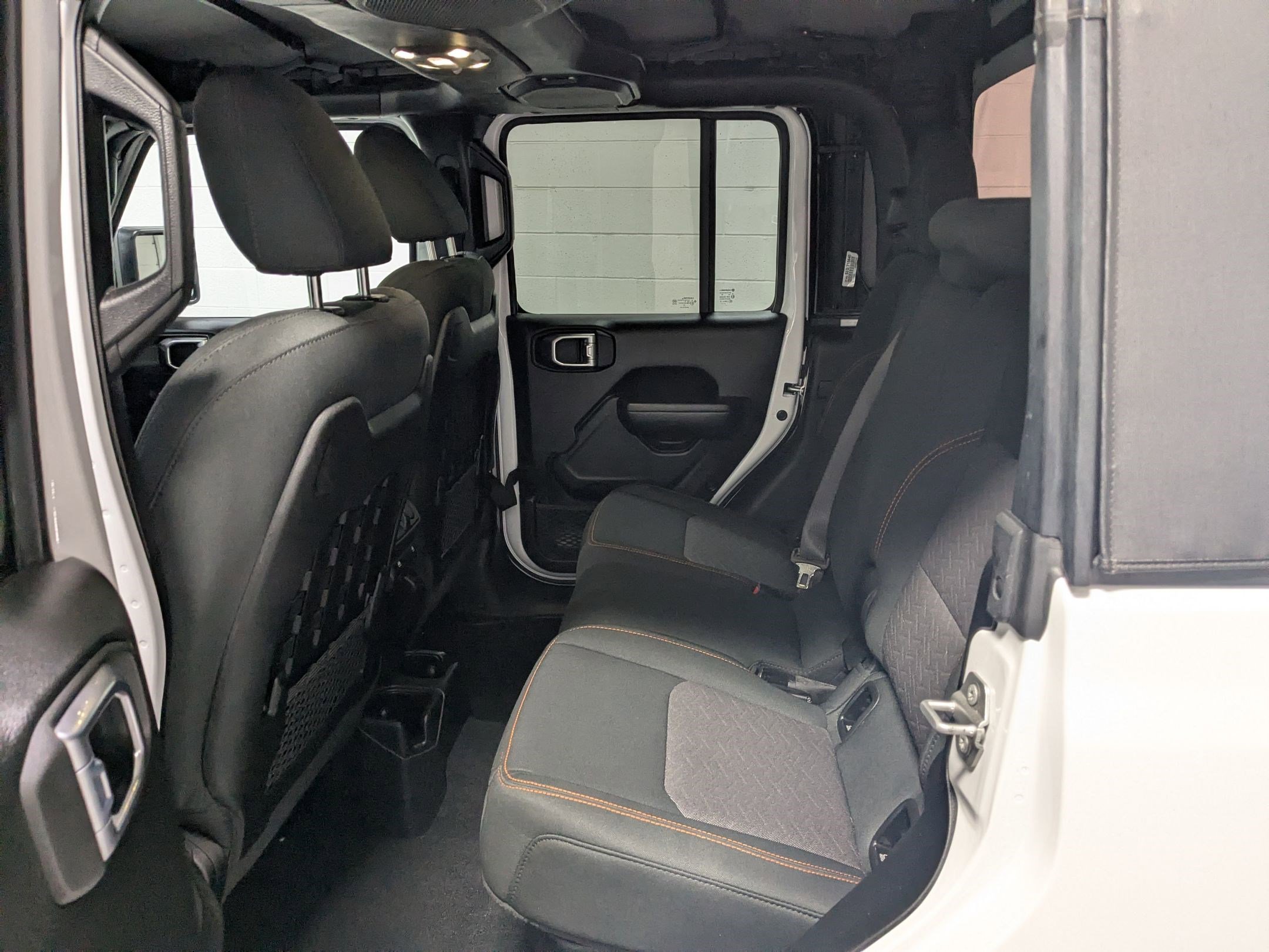 Used 2022 Bright White Clearcoat Jeep Mojave image 21