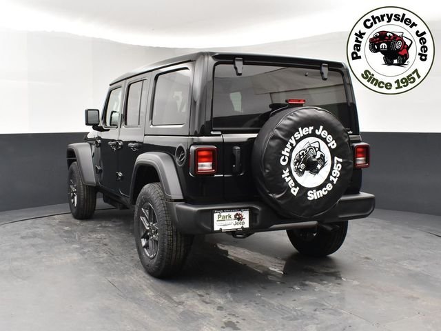 New 2026 Black Clear-Coat Exterior Paint Jeep Sport S image 4
