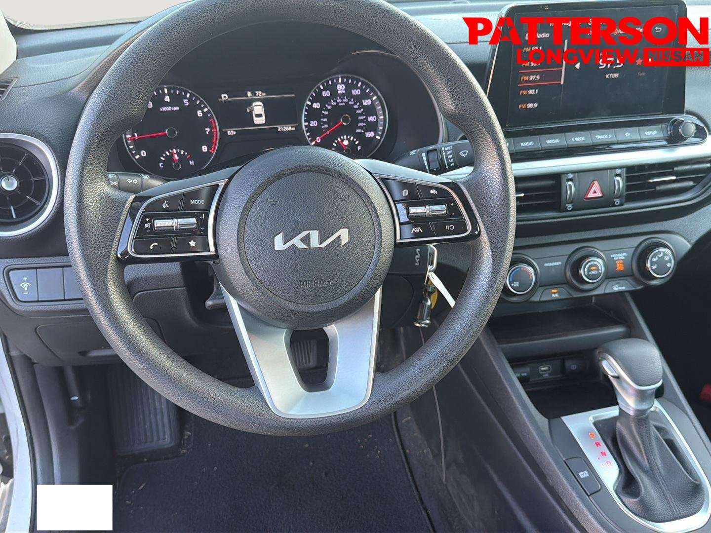 Used 2024 Snow White Pearl Kia LXS image 14