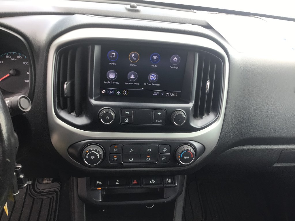 Used 2021 SUMMIT WHITE Chevrolet 2WD LT image 11