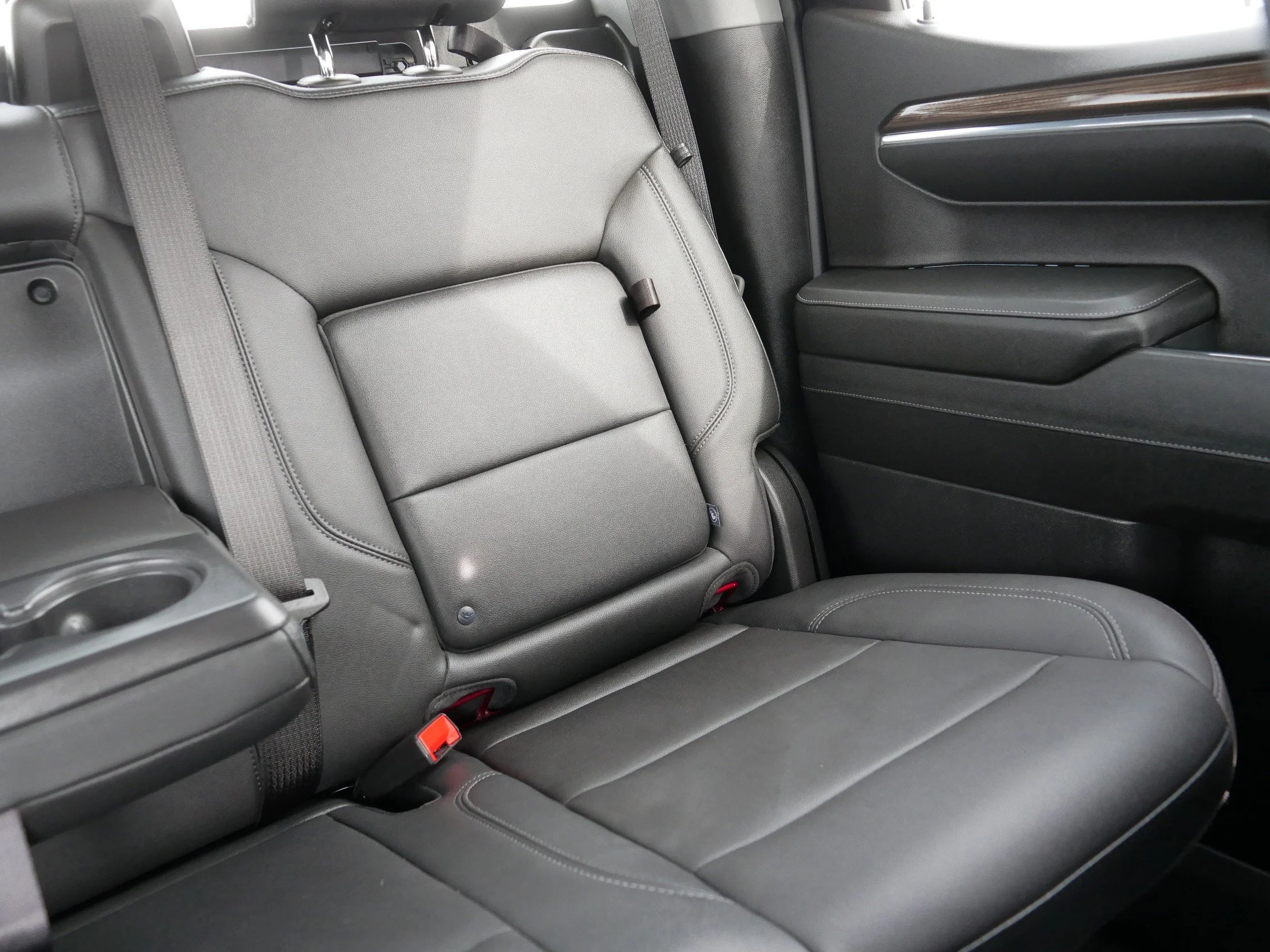 Used 2024 Radiant Red Tintcoat Chevrolet RST image 14
