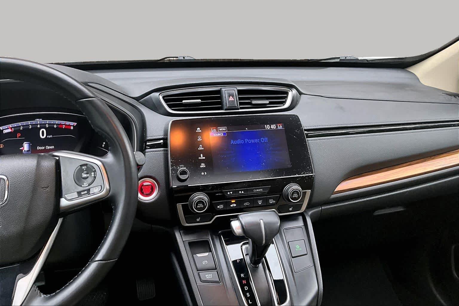Used 2018 White Diamond Pearl Honda Touring image 7