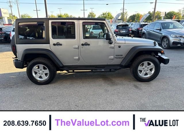 Used 2014 Gray Jeep Unlimited Sport image 3