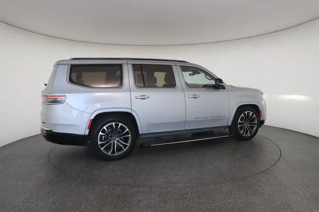 Used 2023 Silver Jeep Series III image 20