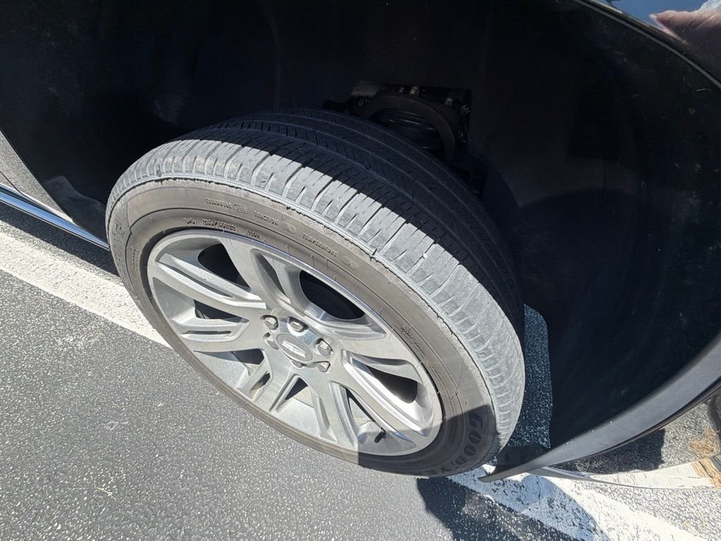 Used 2018 Black Cadillac Premium Luxury image 8