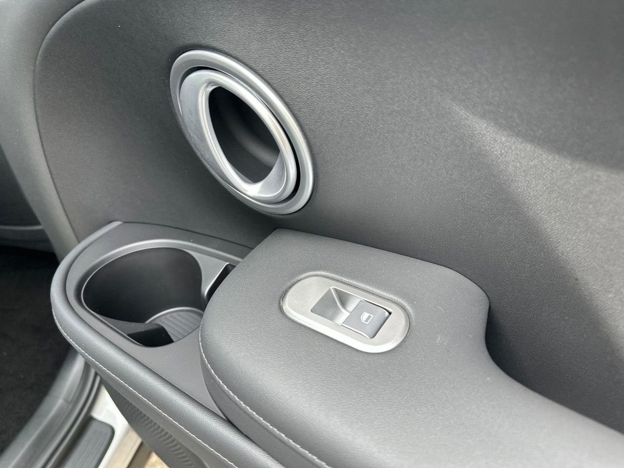 New 2026 Silver Hyundai Limited AWD image 36
