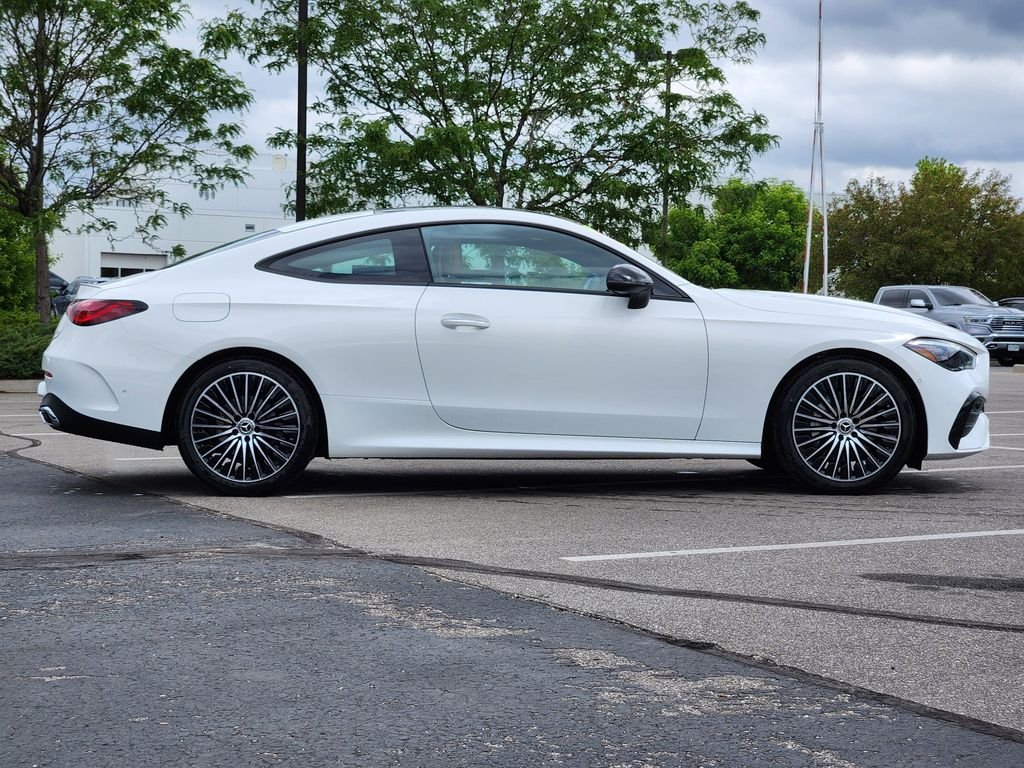 New 2026 Polar White Mercedes-Benz CLE 300 4MATIC® image 2