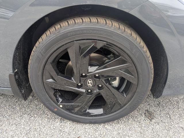 New 2026 Gray Hyundai SEL Sport image 10