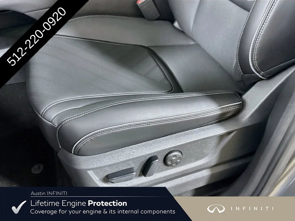 New 2027 Silver INFINITI LUXE image 24