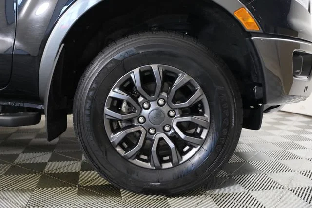 Used 2020 Black Ford Lariat image 35