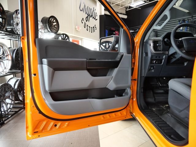 Used 2025 Orange Ford XL image 12