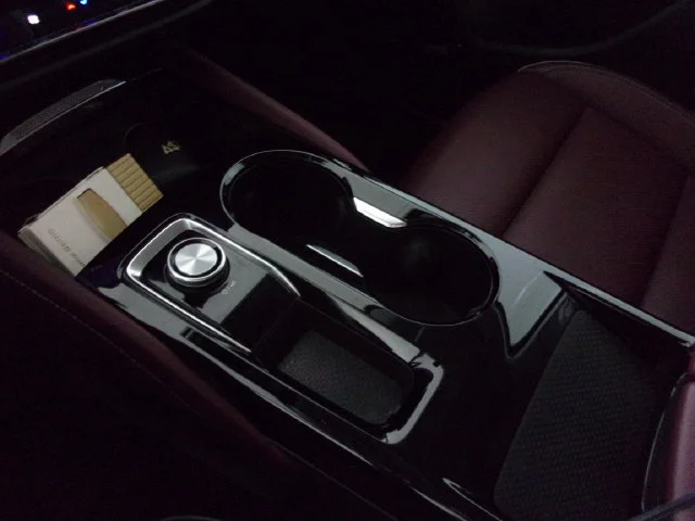Used 2024 Summit White Buick Sport Touring image 4