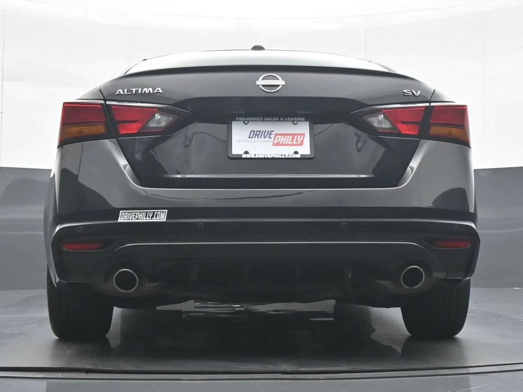 Used 2024 Black Nissan 2.5 SV image 29