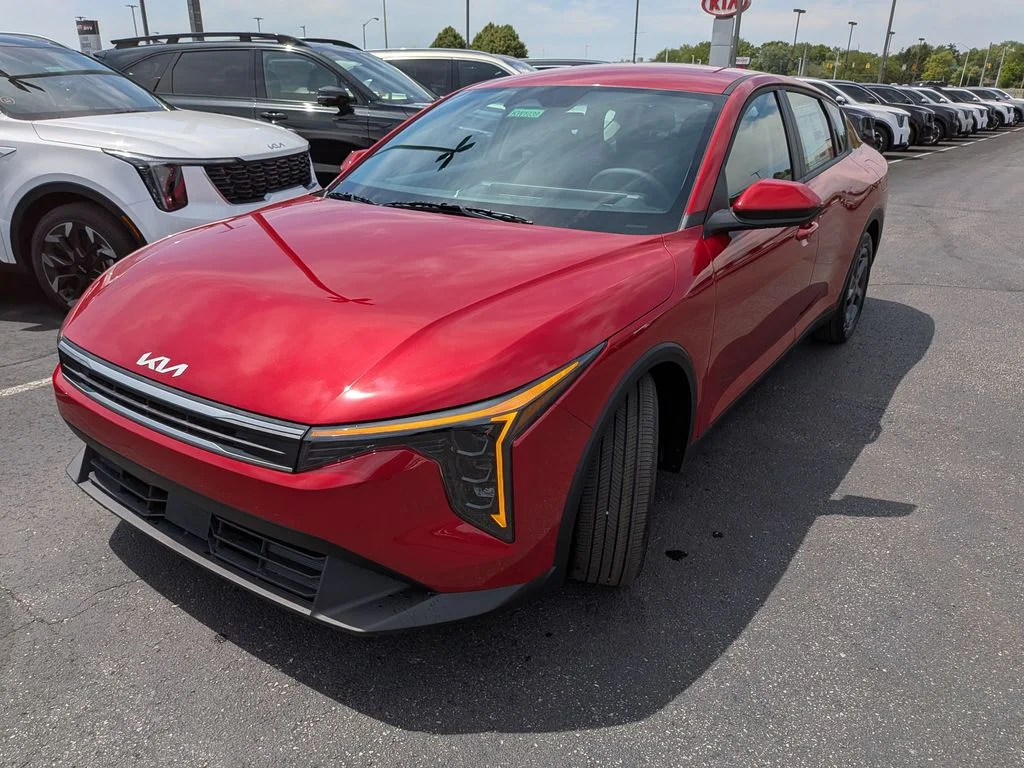 New 2026 Currant Red Kia LXS image 30