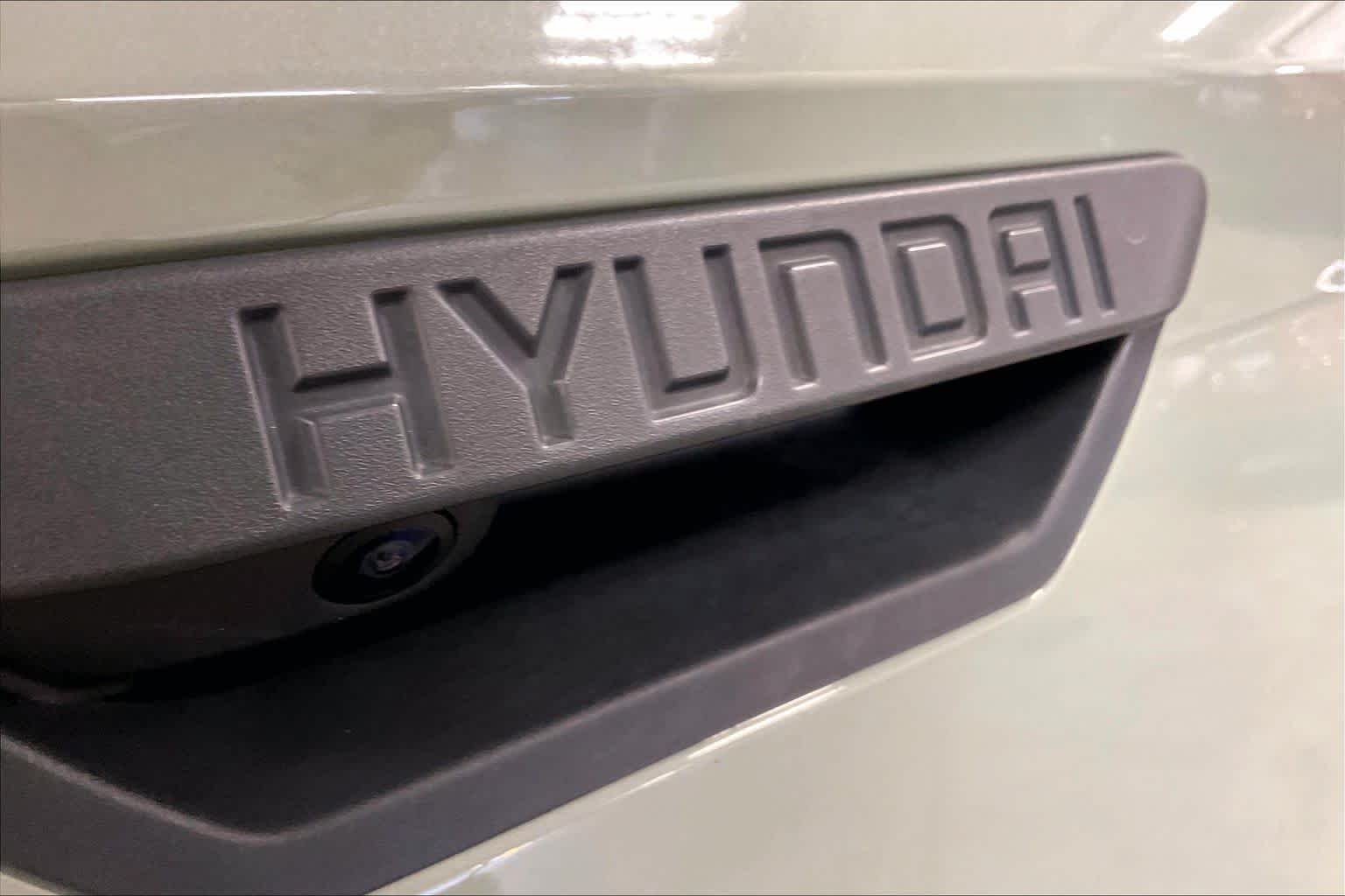 Used 2024 Sage Gray Hyundai SEL image 10
