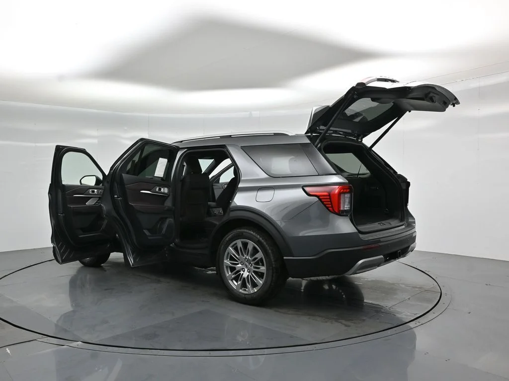 New 2026 Carbonized Gray Metallic Ford Platinum image 34