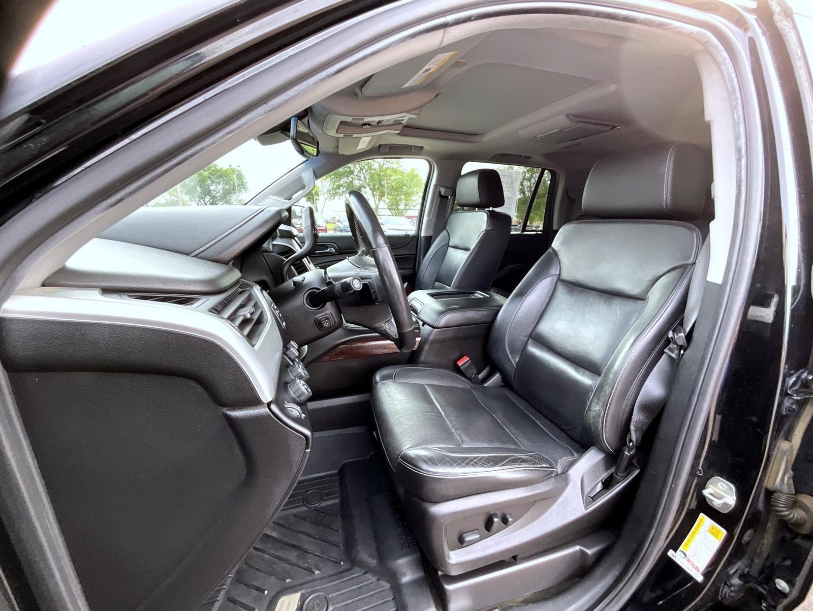 Used 2018 Black GMC SLT image 12