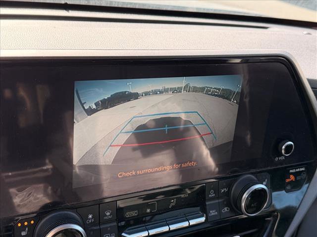 Used 2023 Grey Toyota L image 22