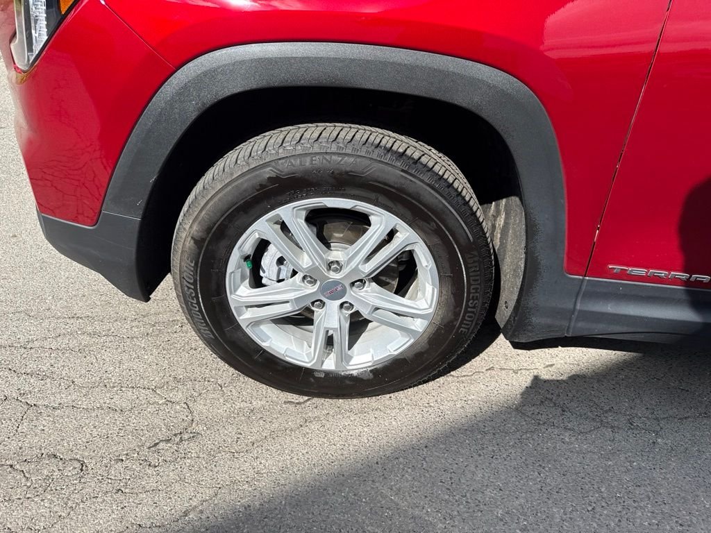 Used 2023 Red GMC SLE image 11