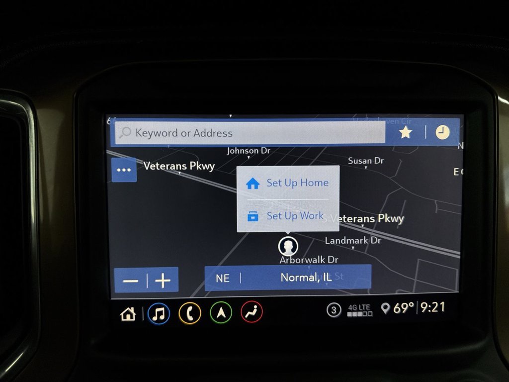 Used 2020 Black Chevrolet High Country image 29