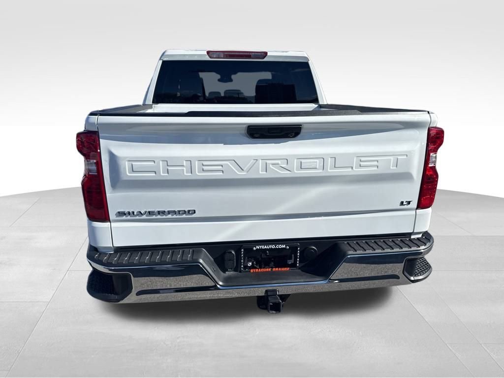 2025 Chevrolet Silverado 1500 LT photo 3