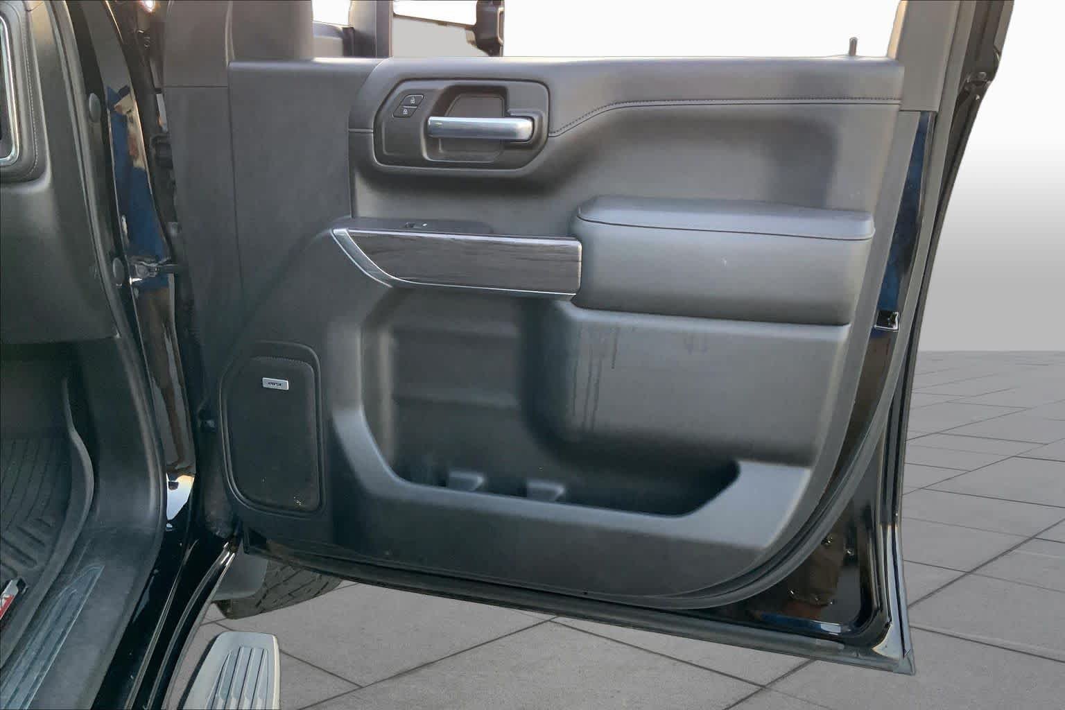 Used 2020 Black Chevrolet LTZ image 21