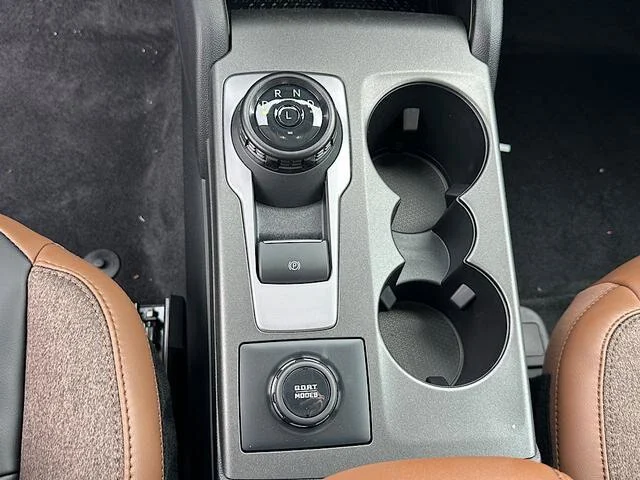 New 2026 Shadow Black Ford Outer Banks® image 49