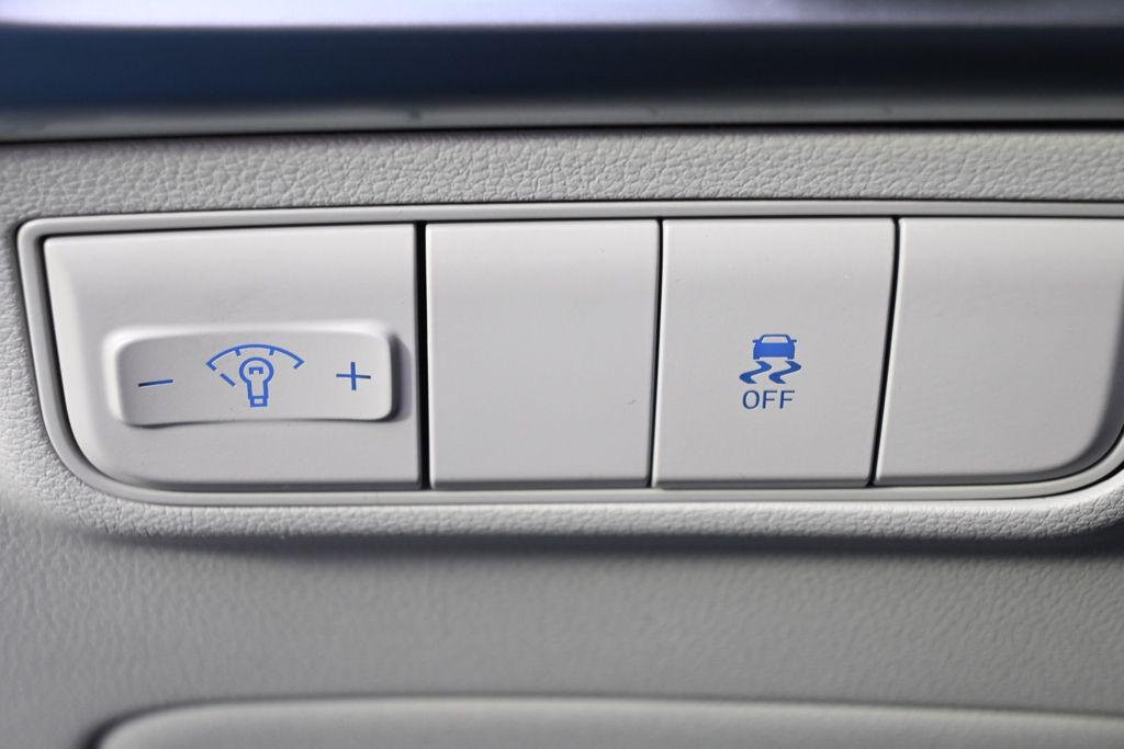 New 2026 White Pearl Hyundai SE AWD image 24