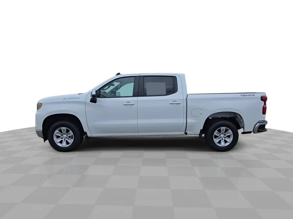Used 2023 Summit White Chevrolet LT image 5