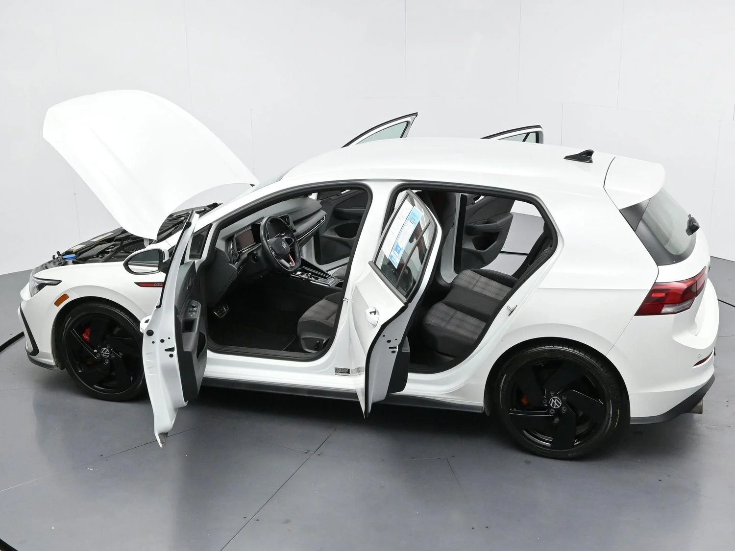 Used 2024 Opal White Pearl Volkswagen S image 36