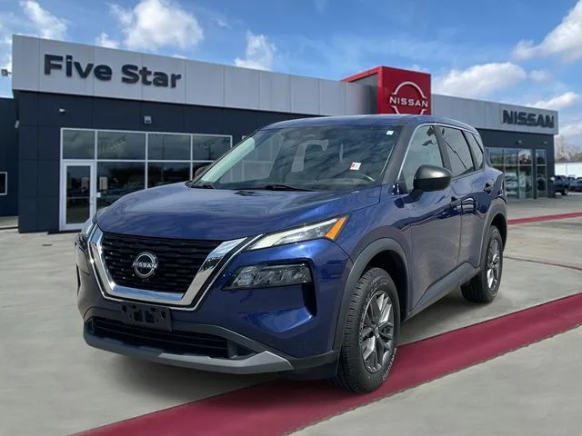 Used 2023 Blue Nissan S image 3