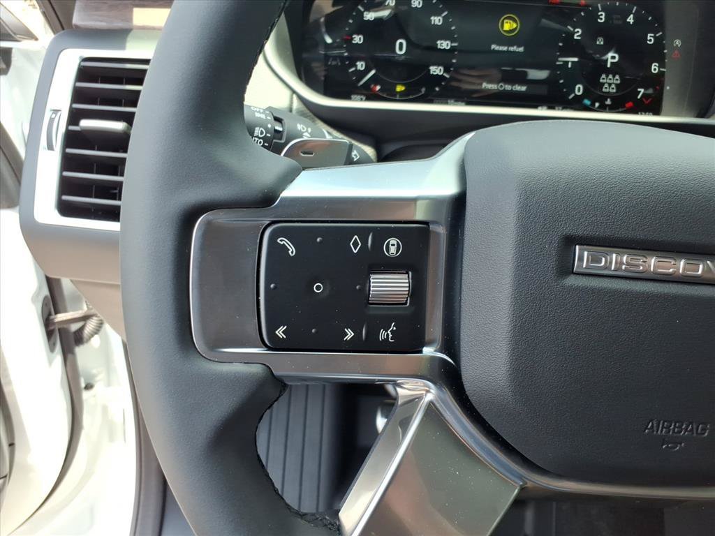 New 2026 Fuji White Land Rover Dynamic SE image 16