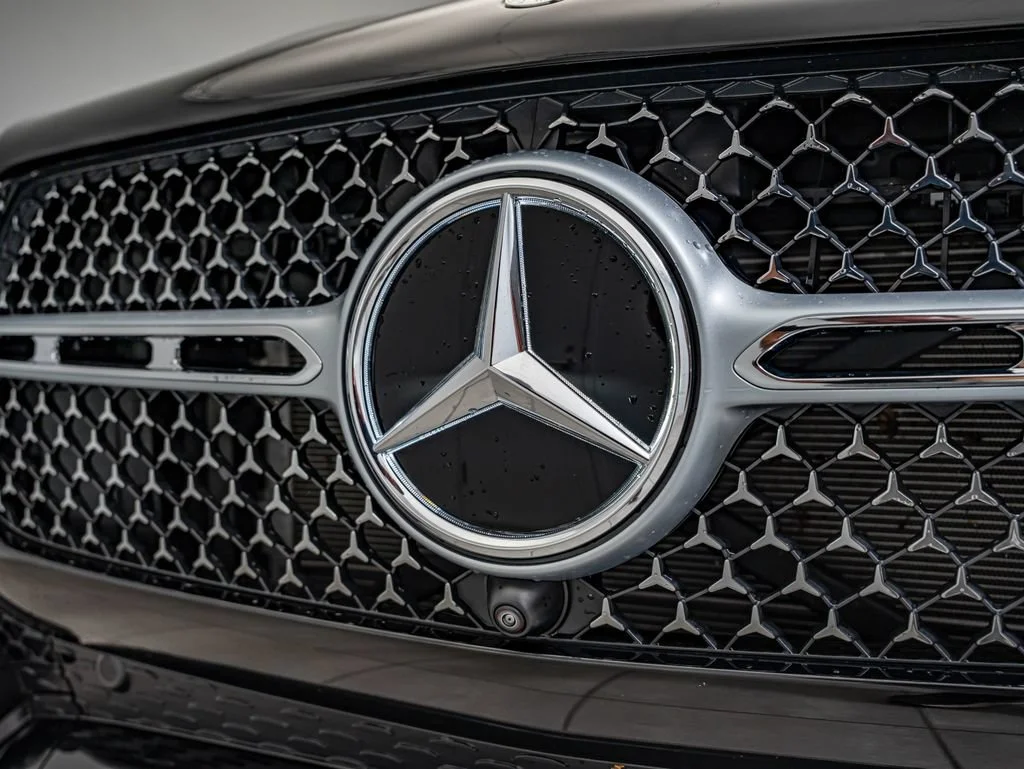 Certified Used 2026 Black Mercedes-Benz GLE 450 image 12