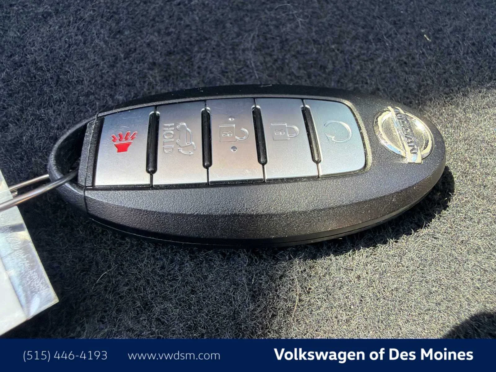 Used 2017 Gun Metallic Nissan SL image 20