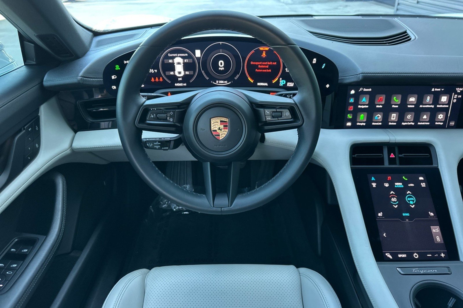 Certified Used 2022 Carrara White Metallic Porsche  image 14
