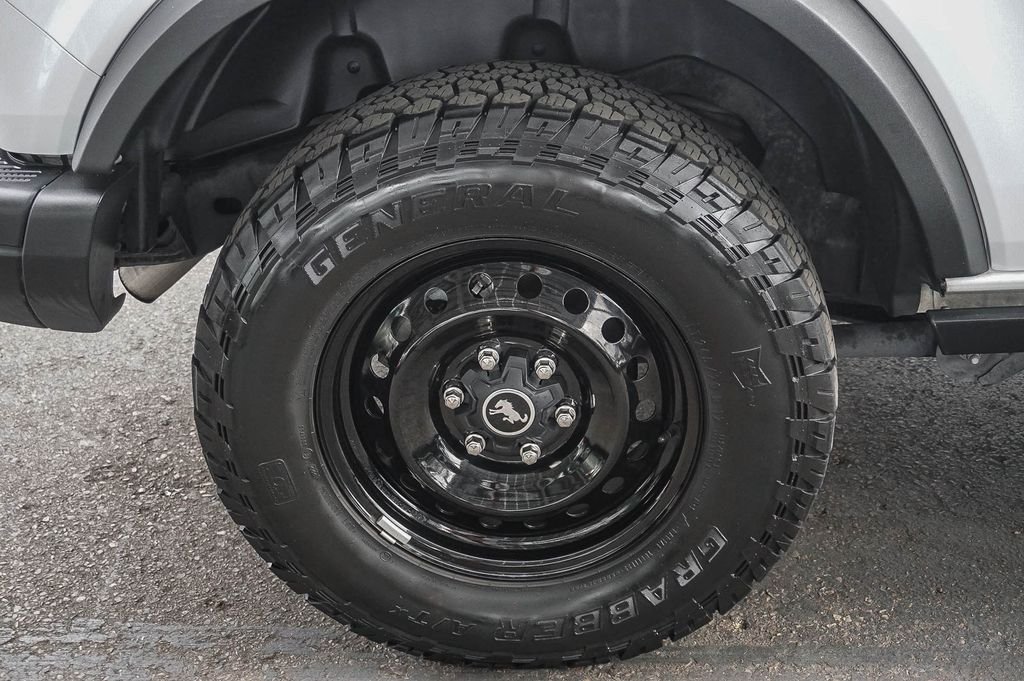 Used 2022 White Ford Black Diamond image 9