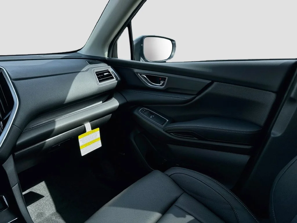 New 2027 Silver Subaru Limited image 28