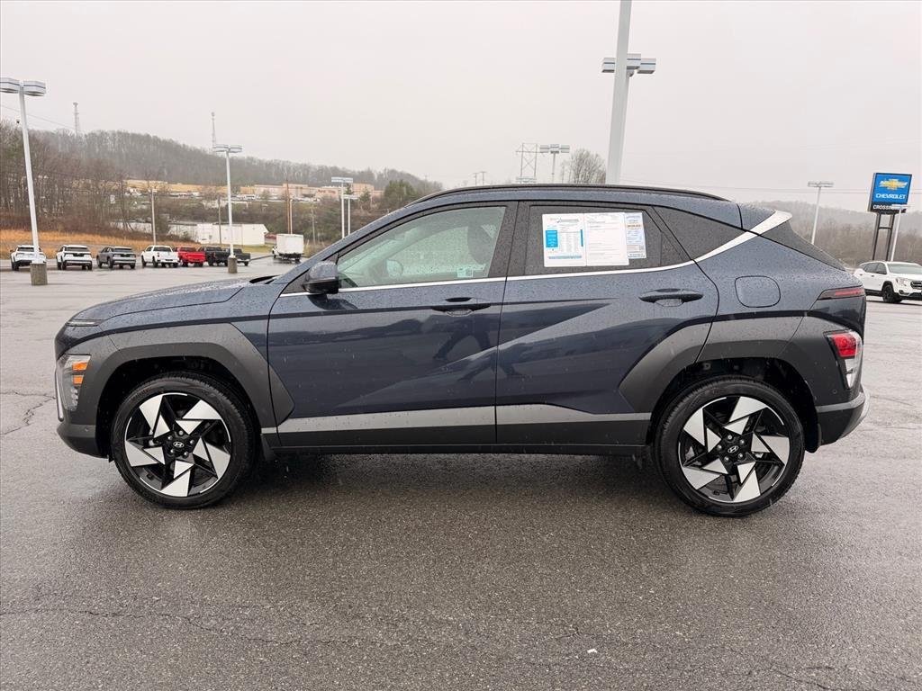 Used 2024 Denim Blue Pearl Hyundai Limited image 2