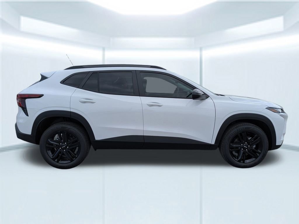 2026 Chevrolet Trax Activ - Photo 8