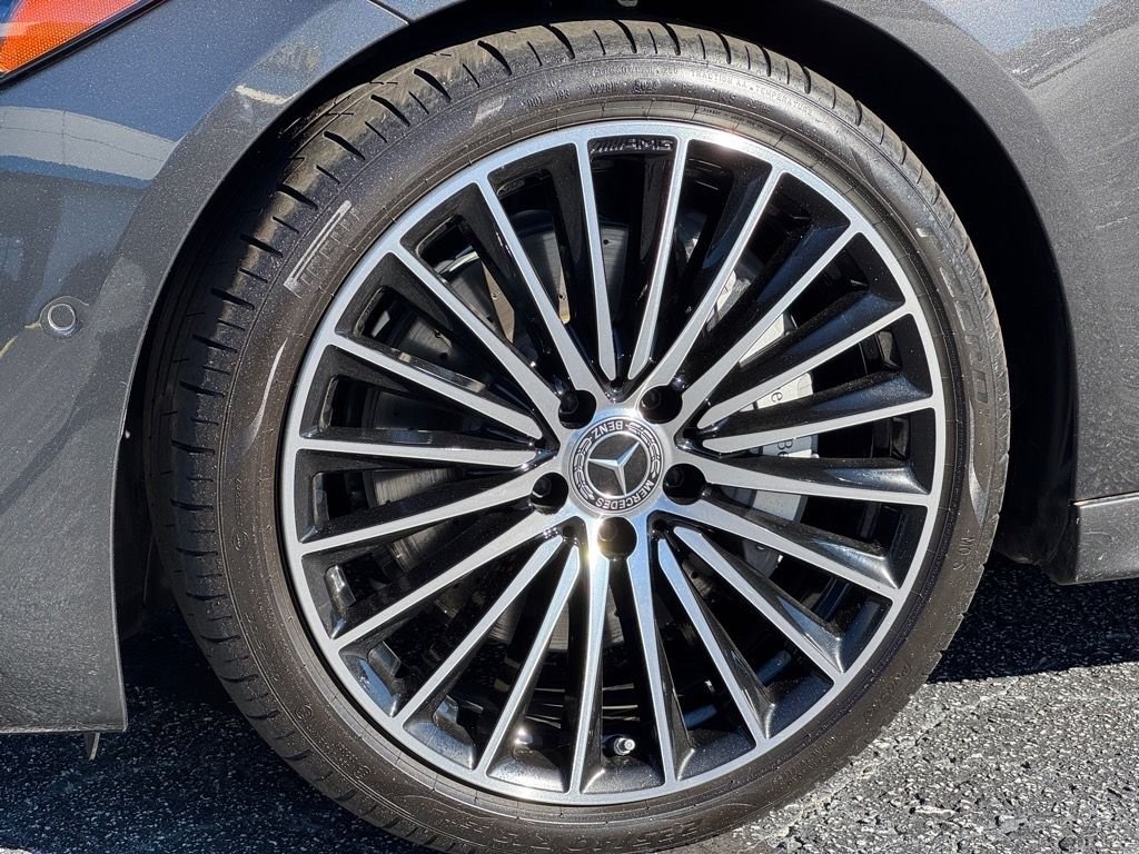 2025 Mercedes-Benz C-Class Sedan C 300 - Photo 9
