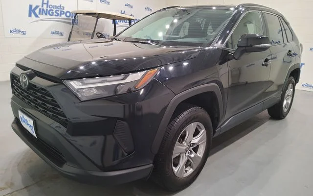 Used 2024 Black Toyota XLE image 3