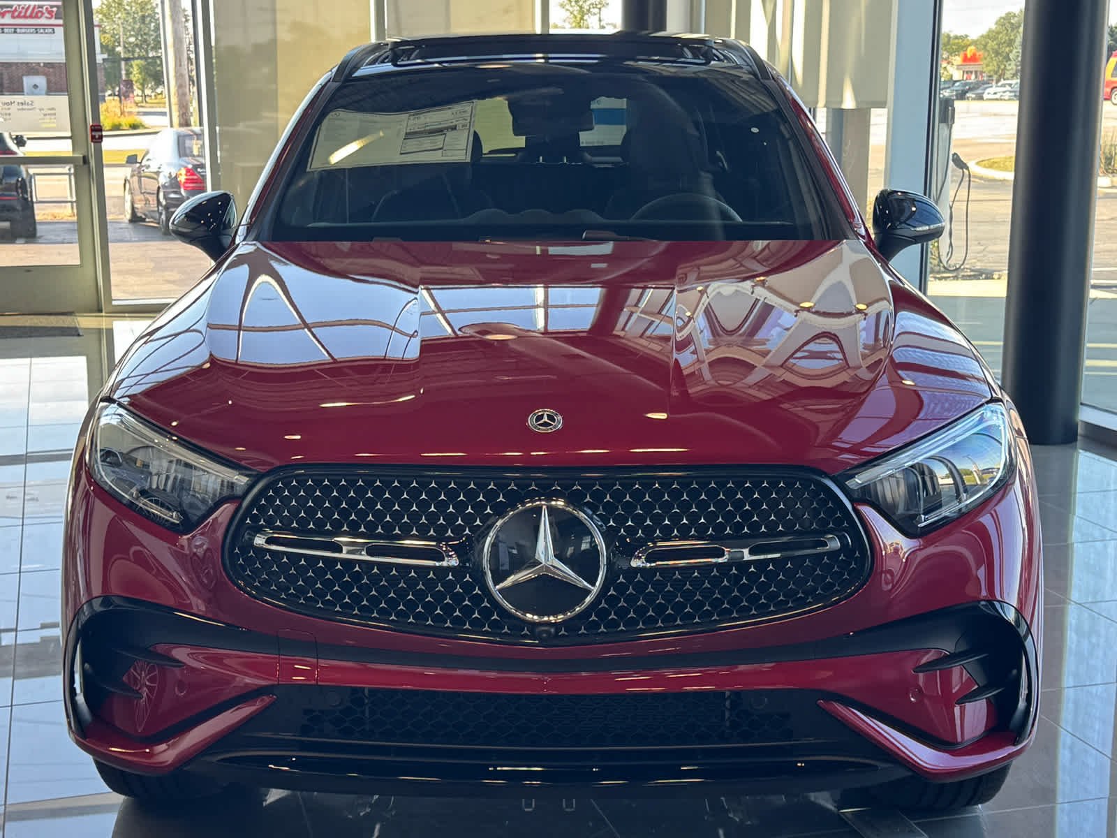 New 2027 MANUFAKTUR Patagonia Red Metallic Mercedes-Benz GLC 300 image 3