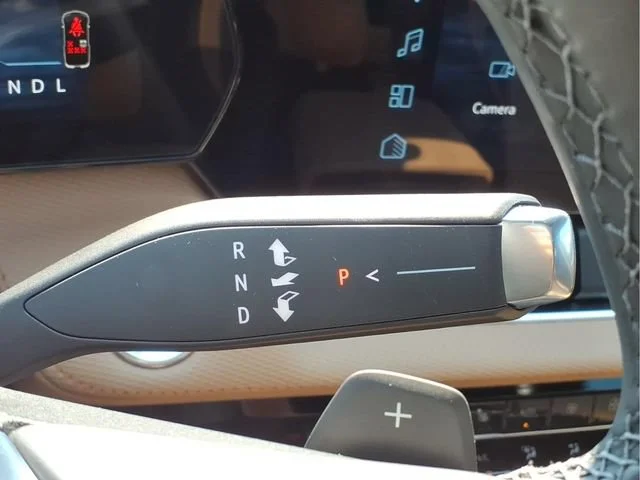 New 2027 Polar White Tricoat Chevrolet ACTIV image 8