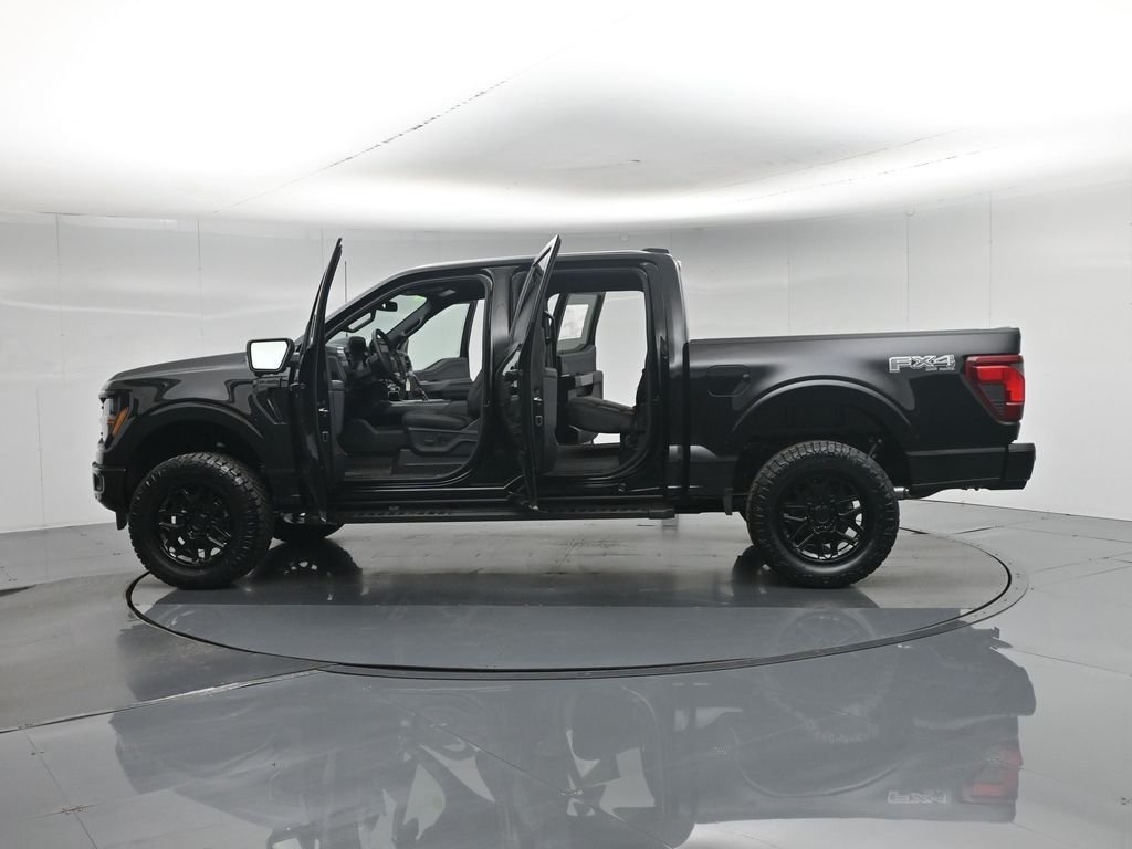 New 2026 Agate Black Metallic Ford XLT image 36