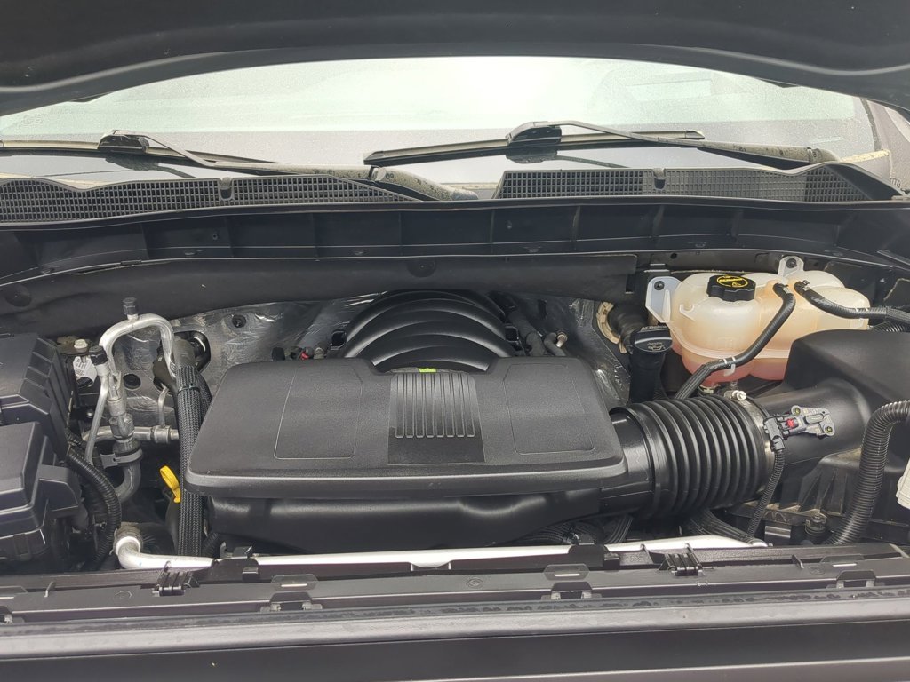 Used 2024 Sterling Metallic GMC Denali image 33