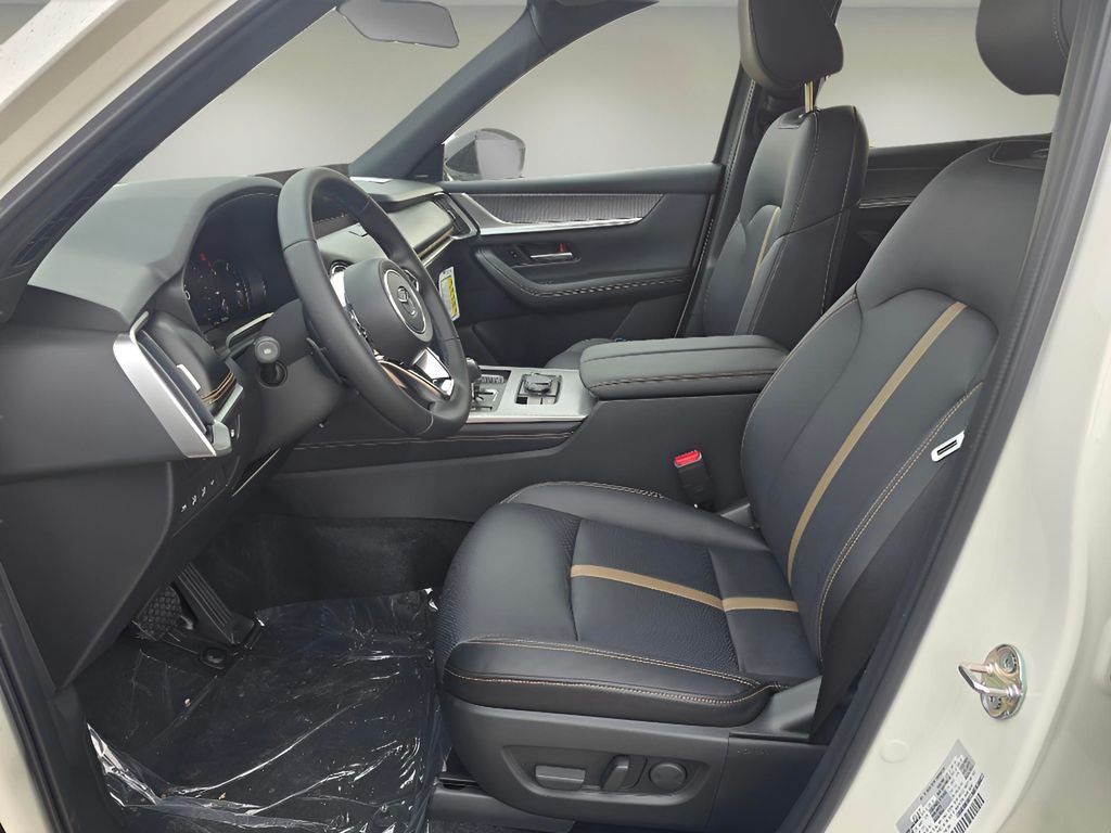 Used 2025 Rhodium White Premium Mazda Premium Plus Package image 9