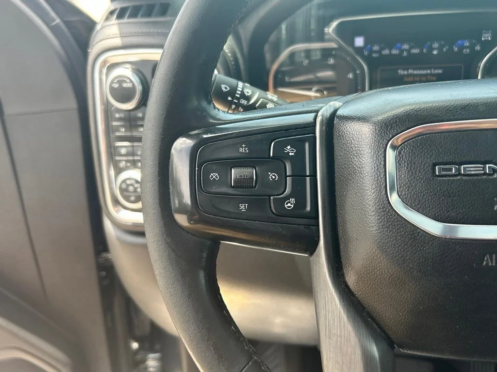 Used 2020 Dark Sky Metallic GMC Denali image 39