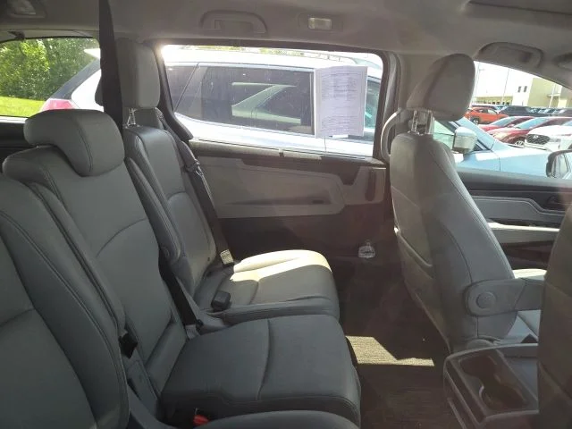 Used 2023 Gray Honda EX-L image 5